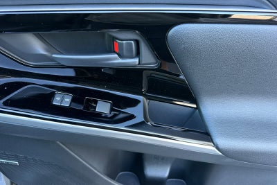 2024 Subaru Solterra Limited