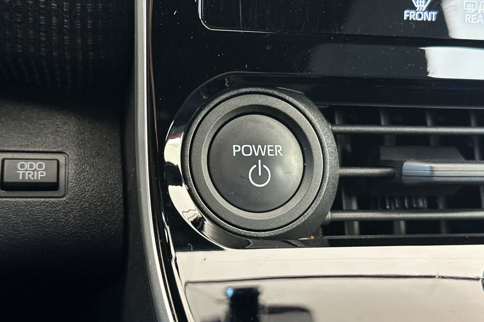 2024 Subaru Solterra Premium