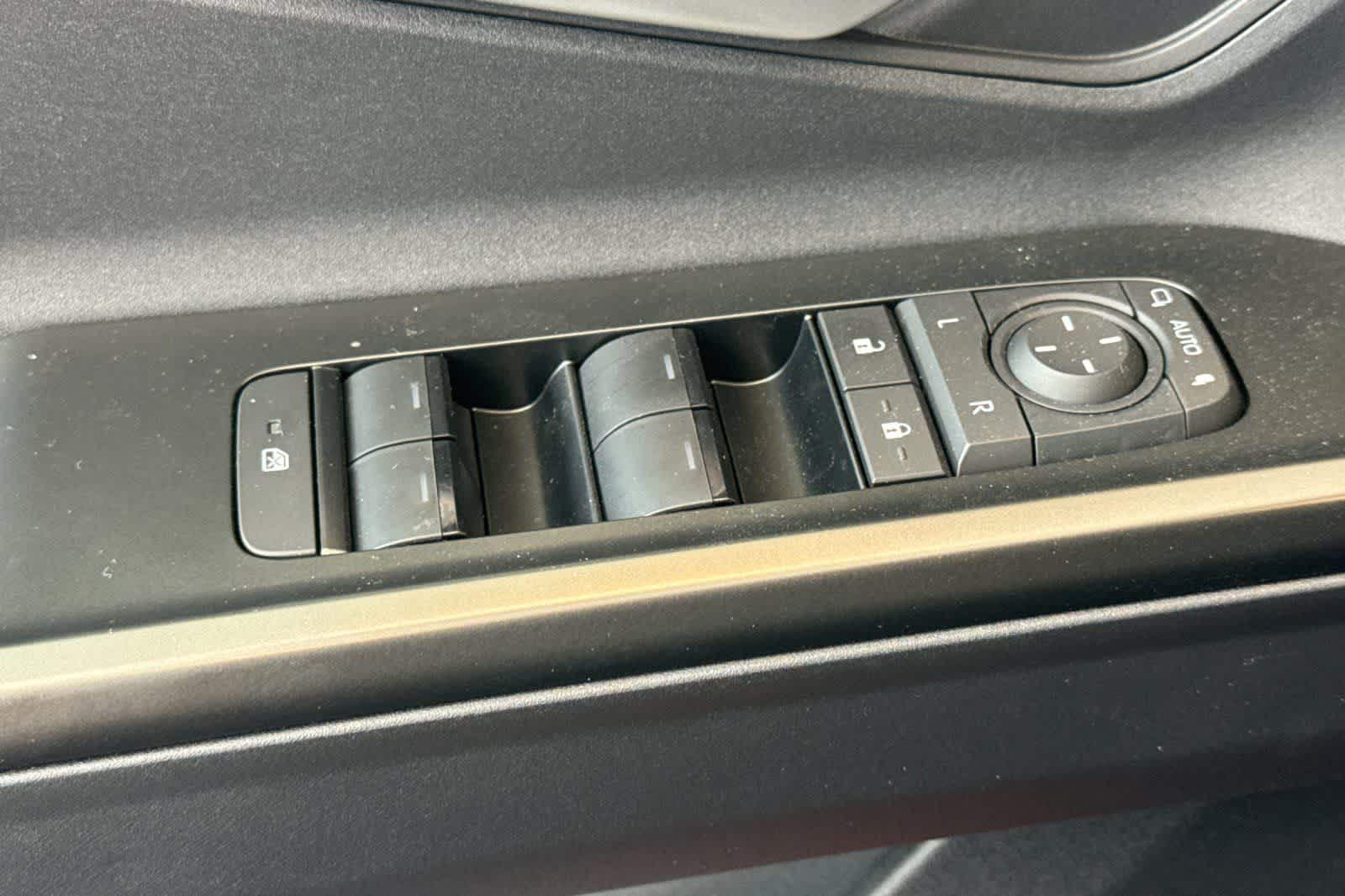 2026 Subaru Uncharted Premium