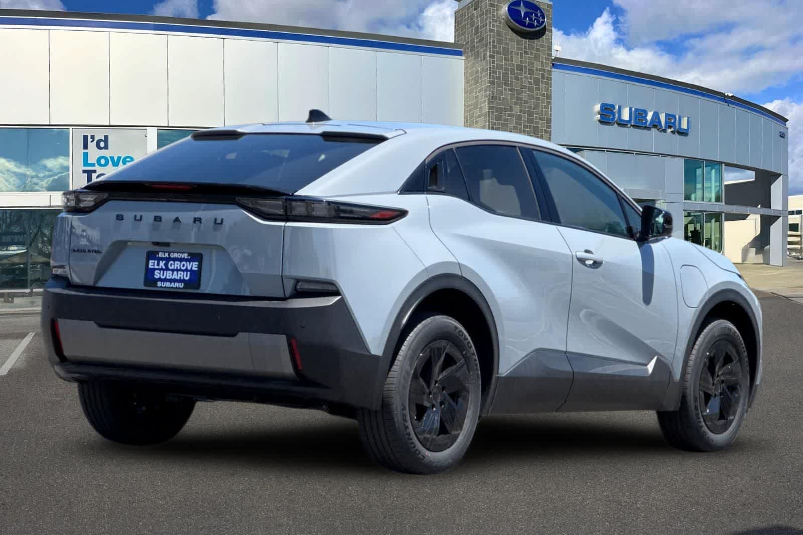 2026 Subaru Uncharted Premium