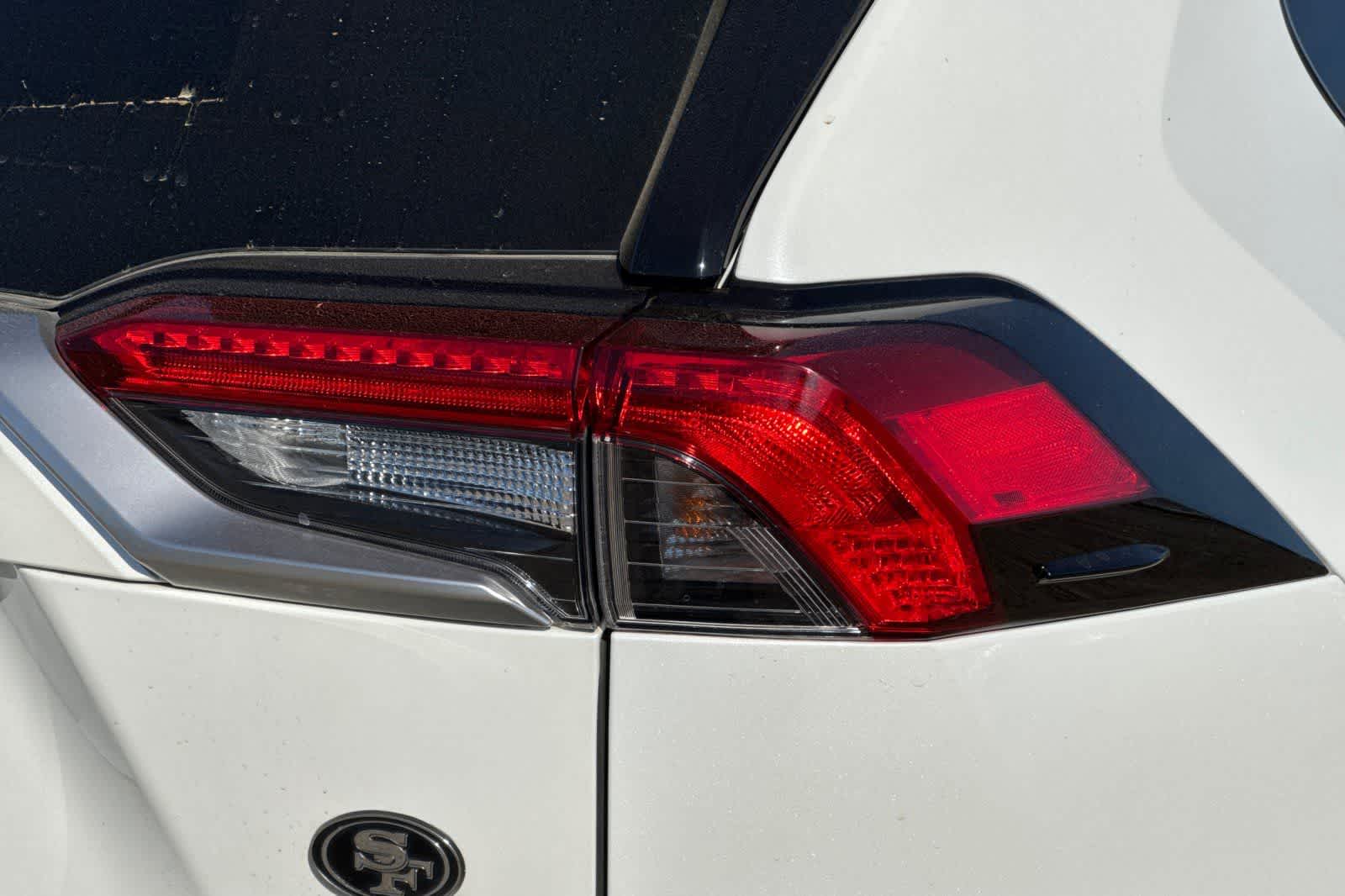 2020 Toyota RAV4 Hybrid XSE