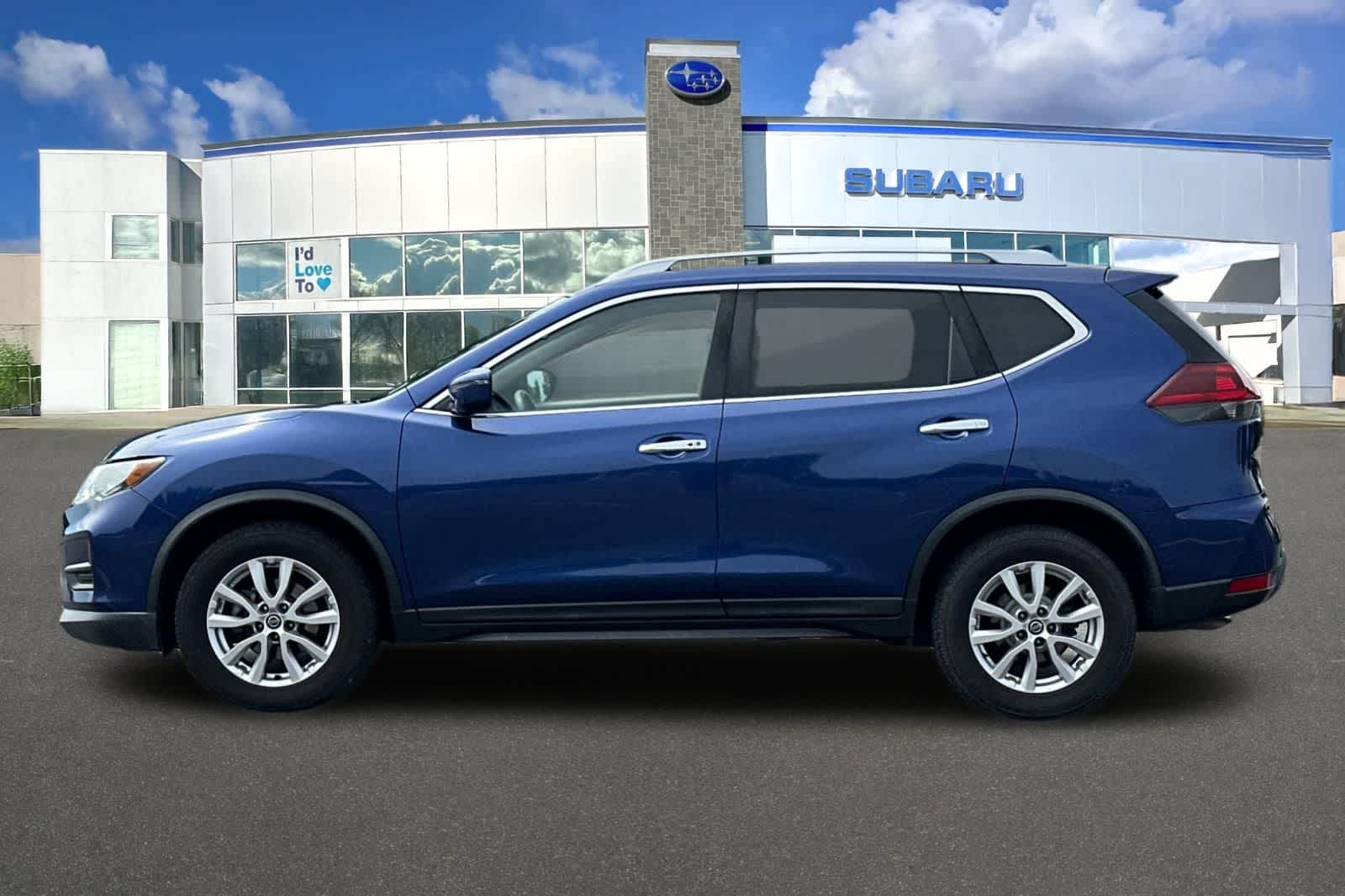 2020 Nissan Rogue SV