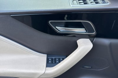 2017 Jaguar F-PACE 35t Prestige