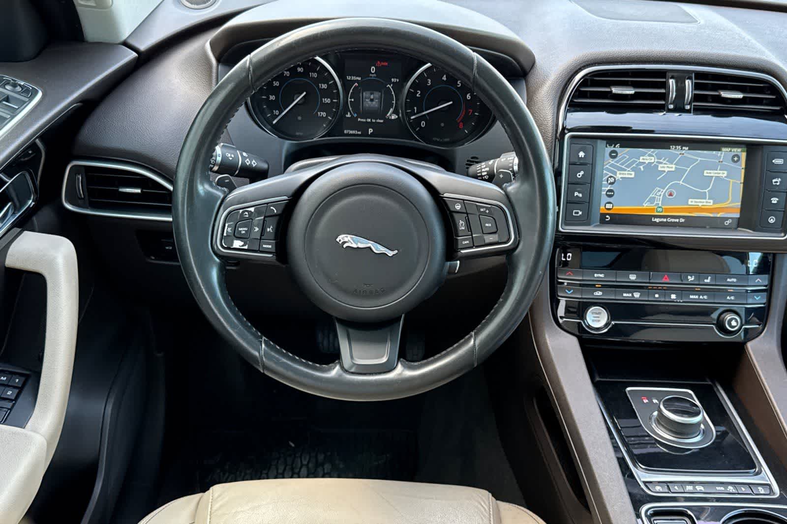 2017 Jaguar F-PACE 35t Prestige