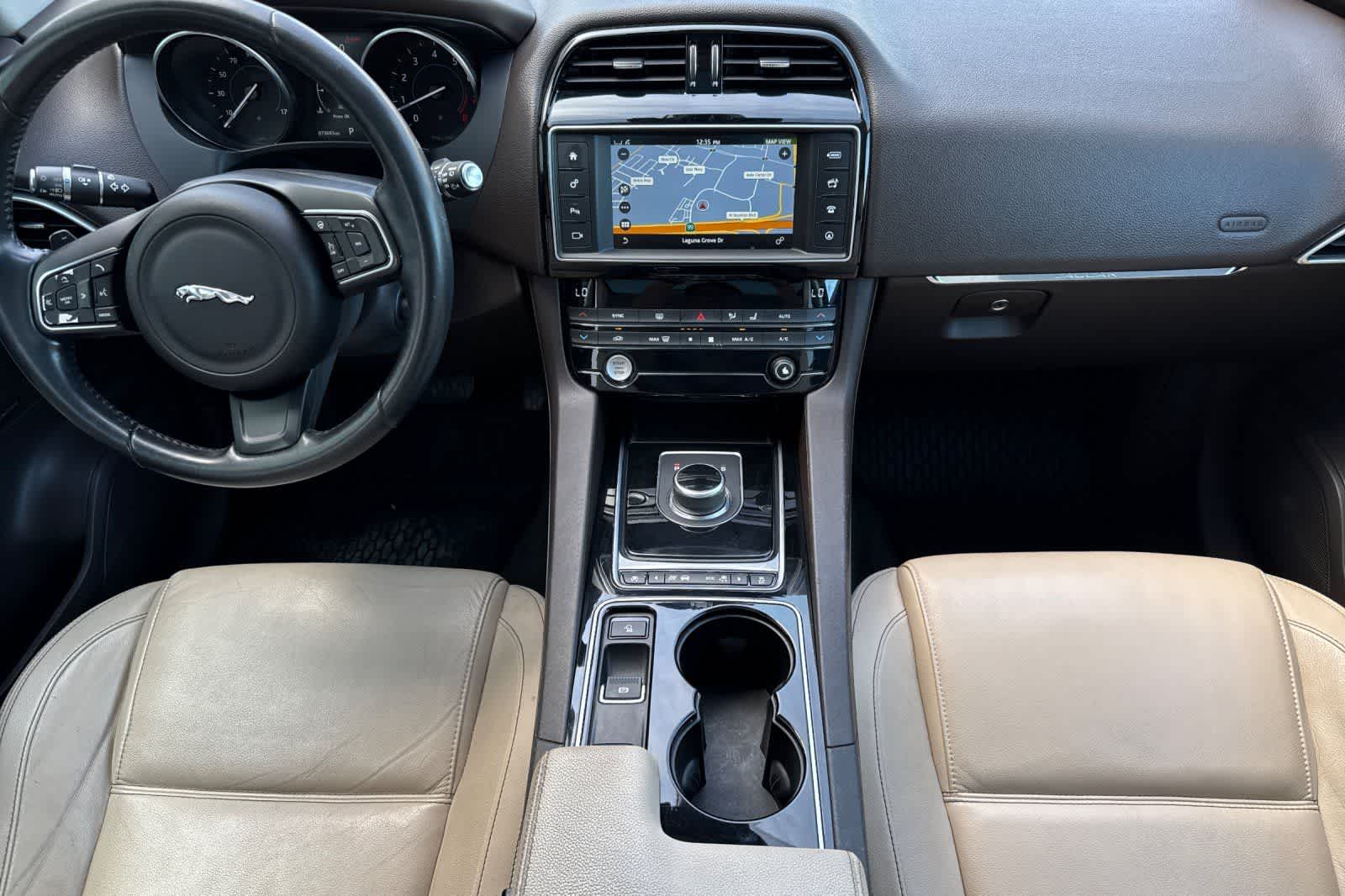 2017 Jaguar F-PACE 35t Prestige