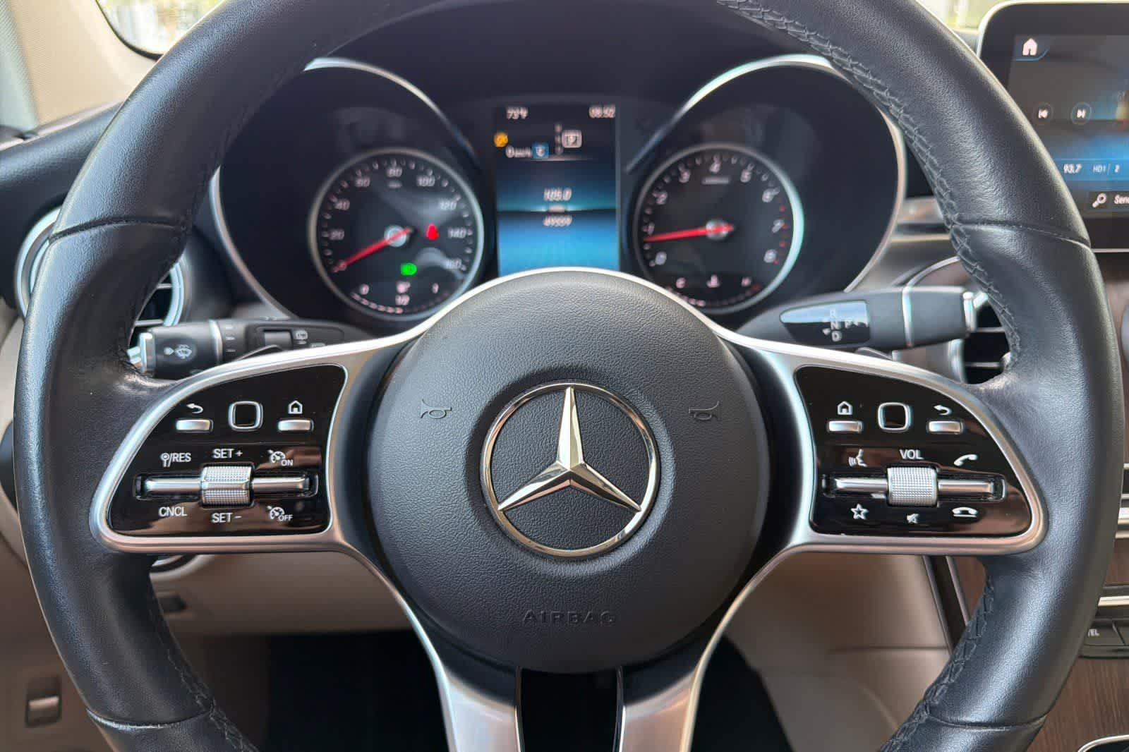 2021 Mercedes-Benz GLC 300 GLC 300