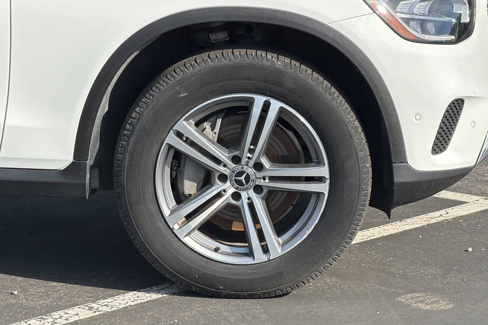 2021 Mercedes-Benz GLC 300 GLC 300