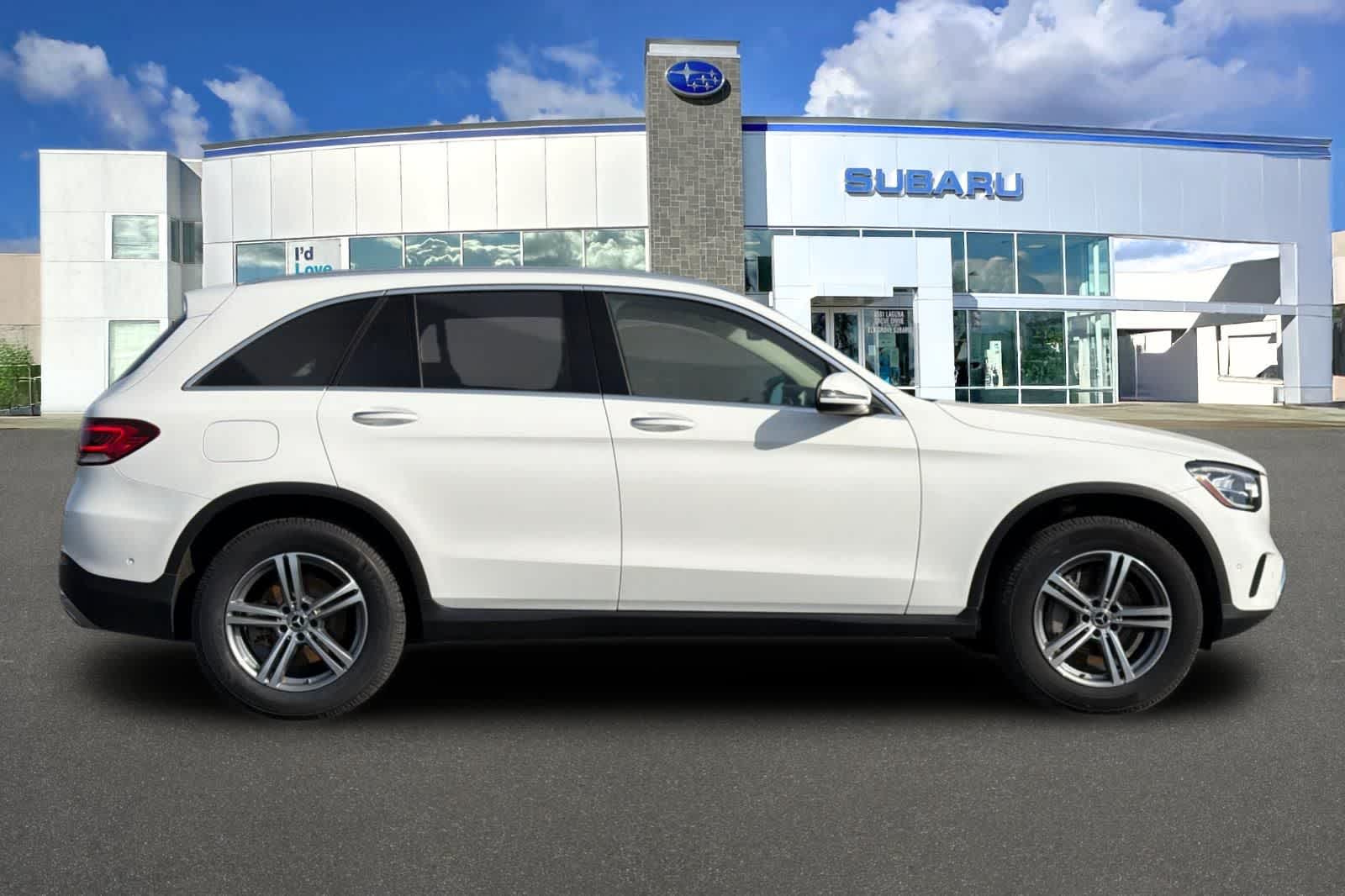 2021 Mercedes-Benz GLC 300 GLC 300