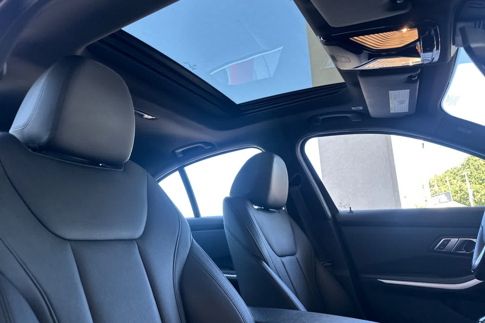 2019 BMW 330i 330i