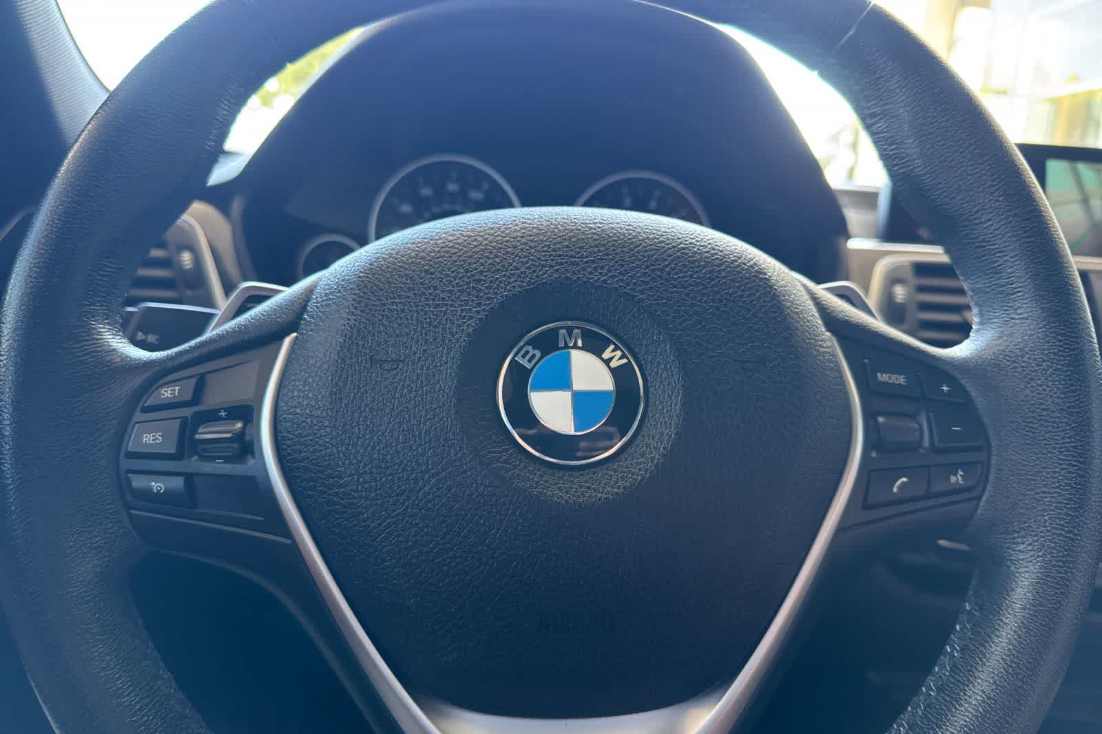 2018 BMW 330e iPerformance 330e iPerformance