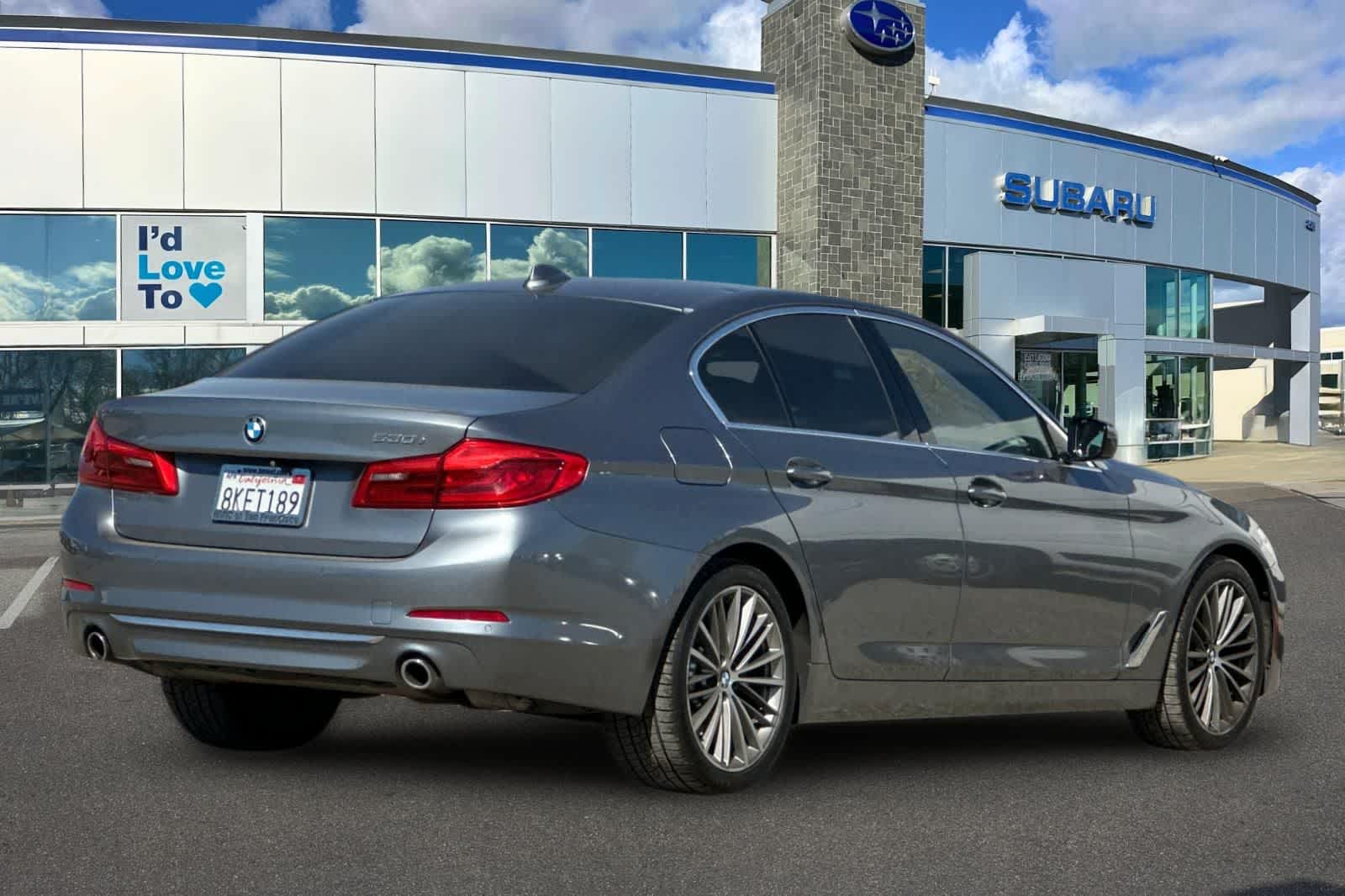2019 BMW 530i 530i
