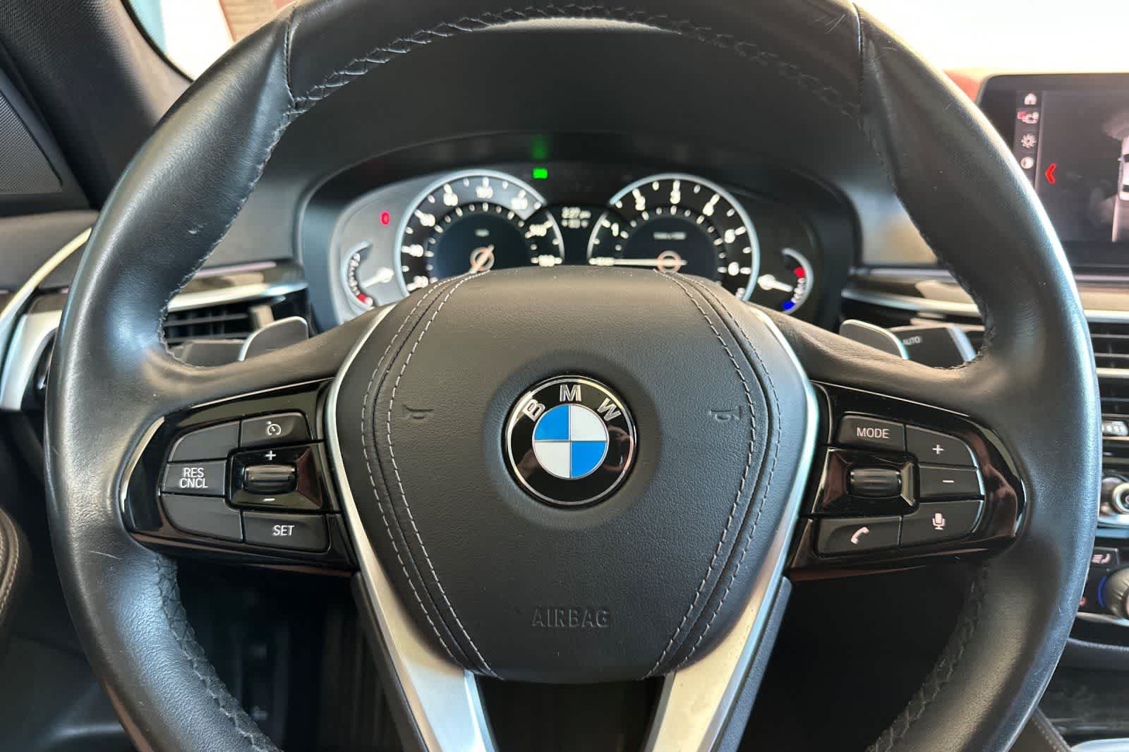 2019 BMW 530i 530i