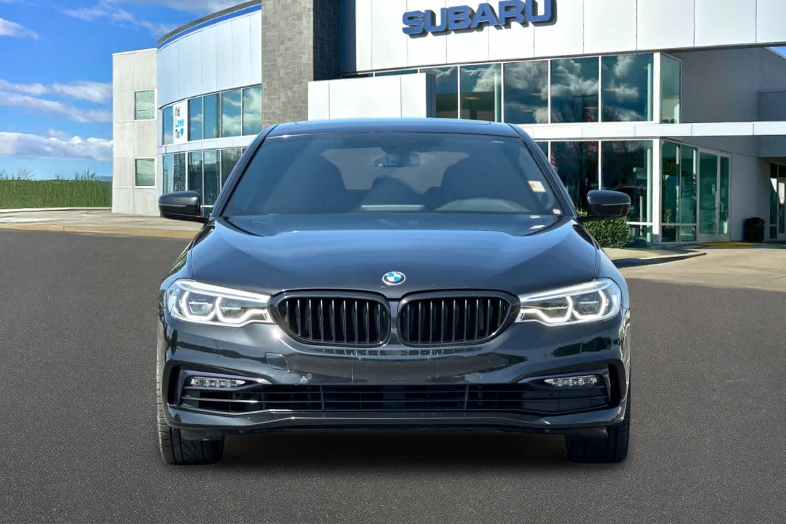 2017 BMW 540i 540i