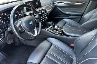 2017 BMW 540i 540i