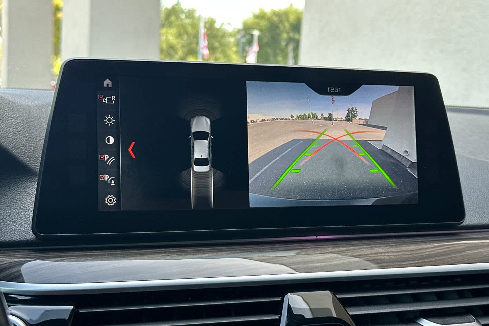2017 BMW 540i 540i