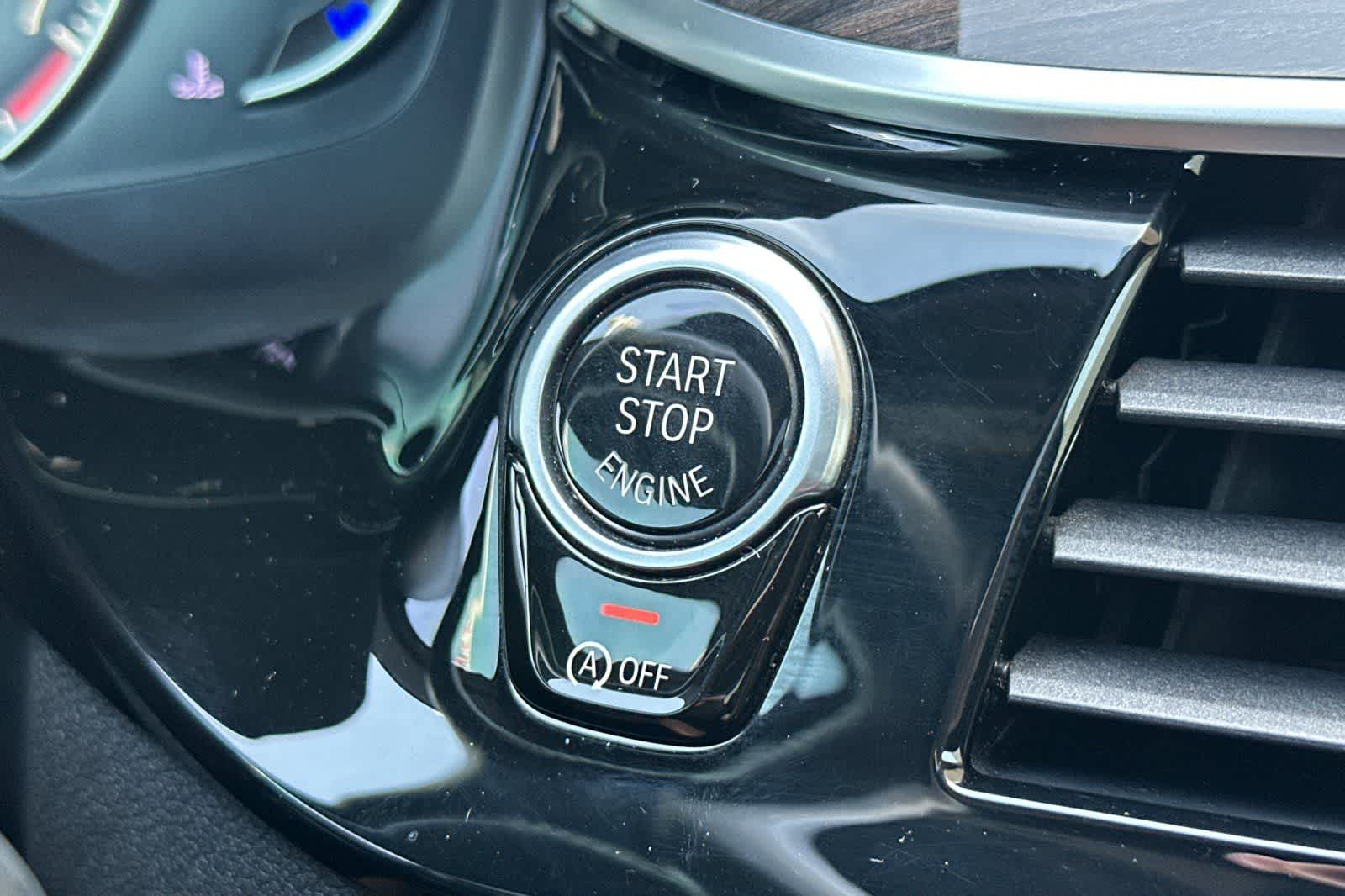 2017 BMW 540i 540i