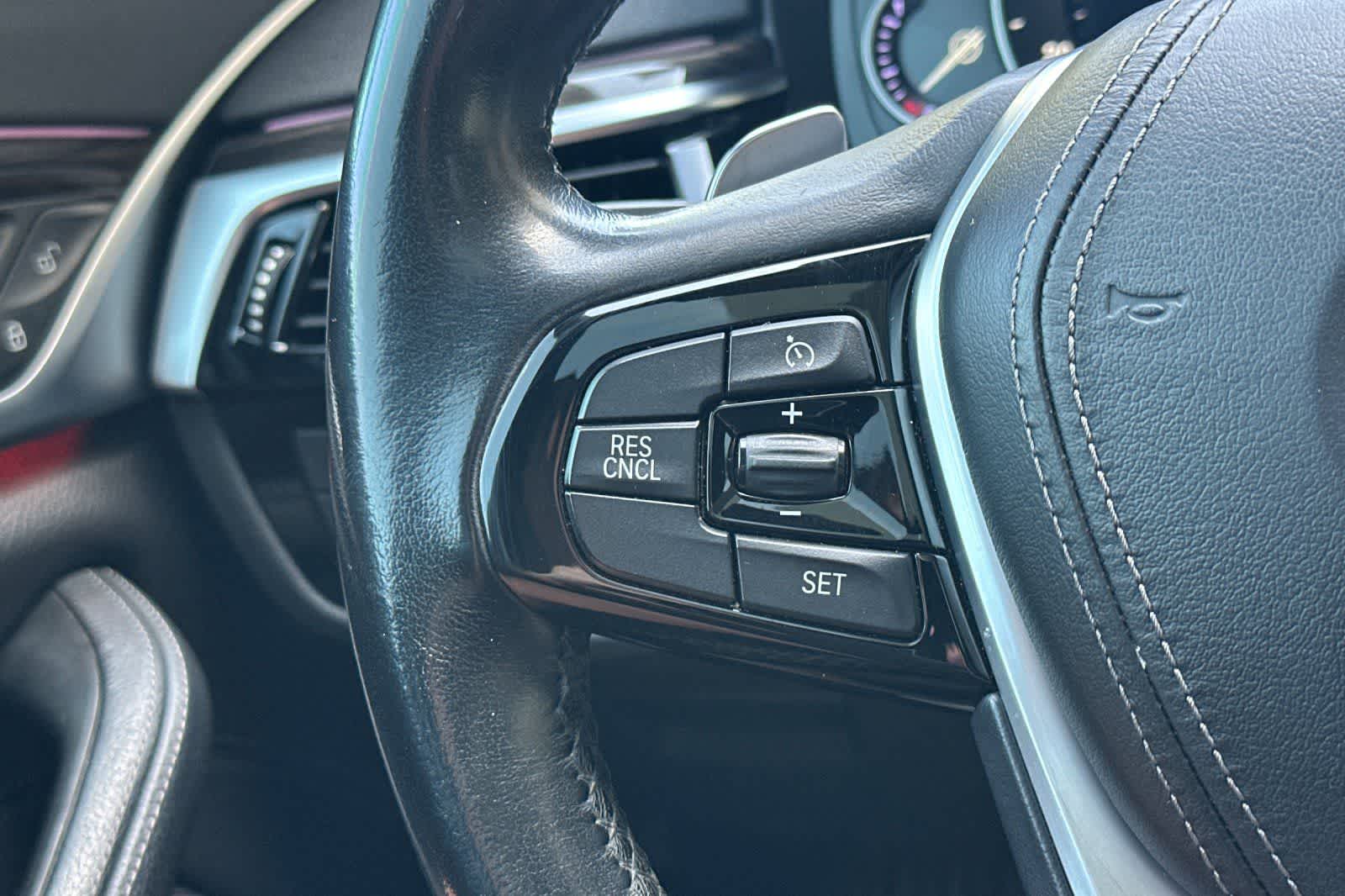 2017 BMW 540i 540i