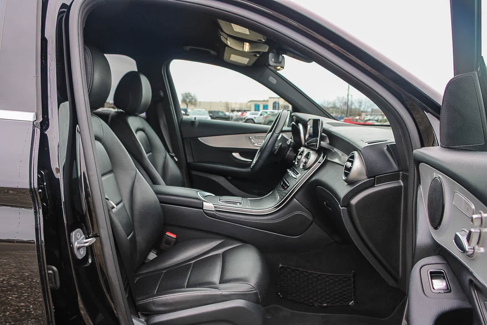 2020 Mercedes-Benz GLC GLC 300