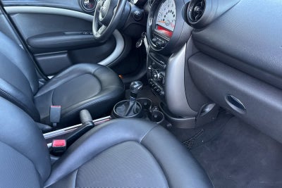 2014 MINI Countryman FWD 4dr