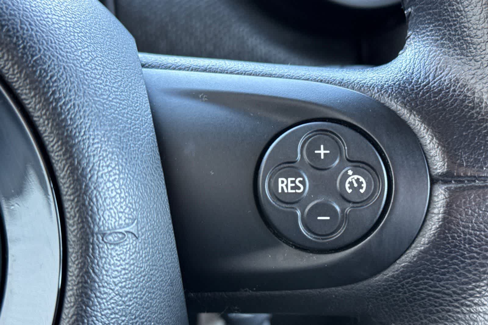 2014 MINI Countryman FWD 4dr