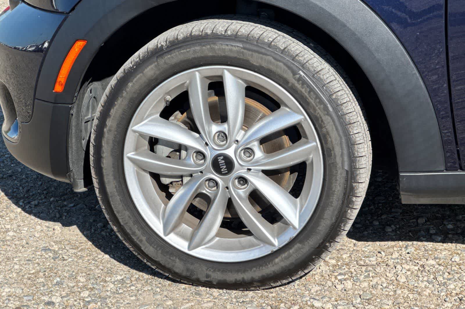 2014 MINI Countryman FWD 4dr