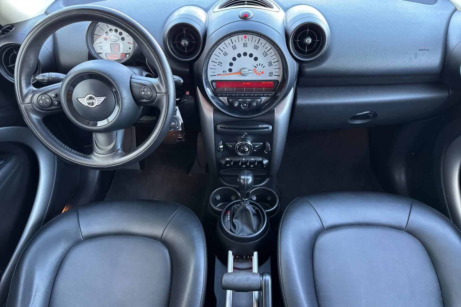 2014 MINI Countryman FWD 4dr