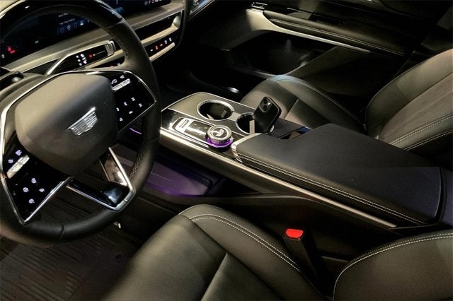 2024 Cadillac LYRIQ Sport