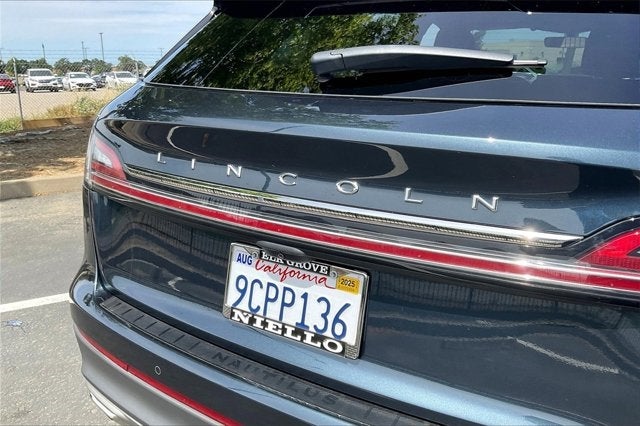 2022 Lincoln Nautilus Reserve