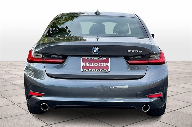 2021 BMW 3 Series 330e