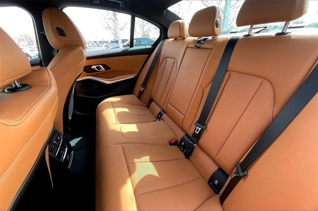 2025 BMW 3 Series 330i