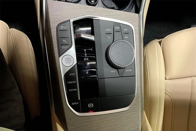 2025 BMW 3 Series 330i