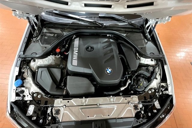 2025 BMW 3 Series 330i