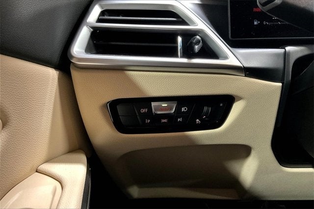 2025 BMW 3 Series 330i