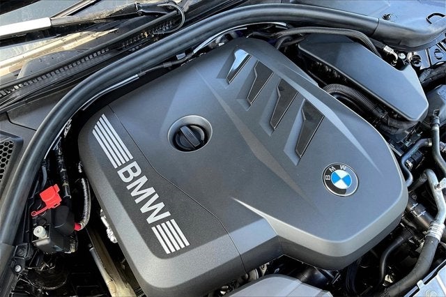 2025 BMW 3 Series 330i xDrive