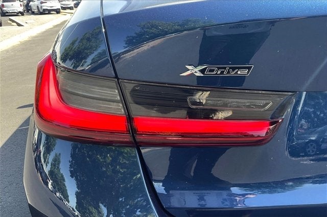 2024 BMW 3 Series 330i xDrive