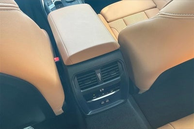 2024 BMW 3 Series 330i xDrive