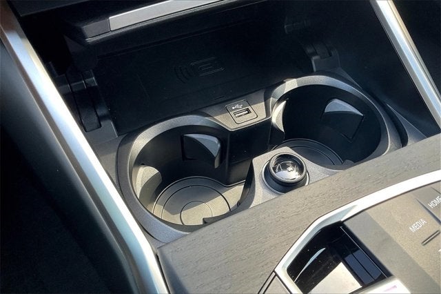 2024 BMW 3 Series 330i xDrive