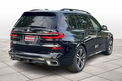 2025 BMW X7 xDrive40i