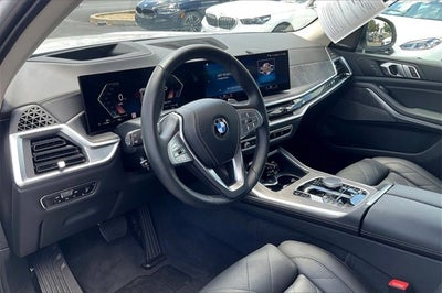2023 BMW X7 xDrive40i