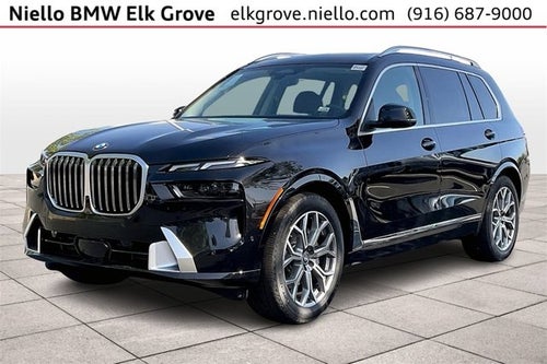 2025 BMW X7 xDrive40i