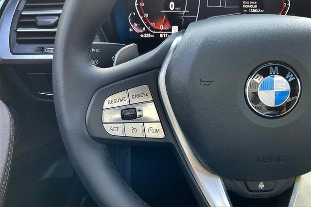 2025 BMW X4 xDrive30i