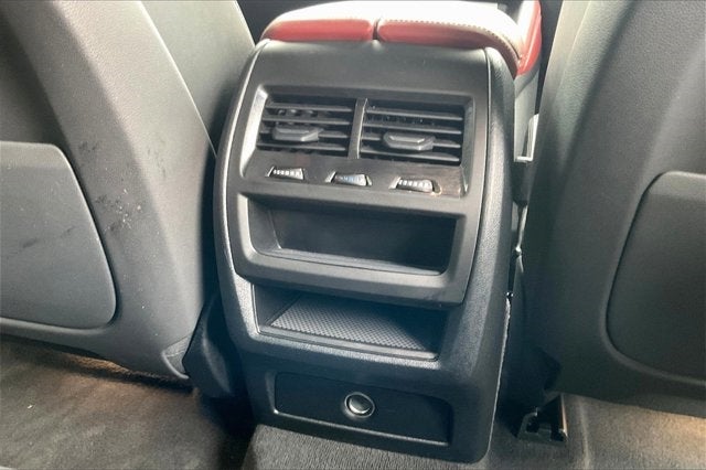 2024 BMW X6 xDrive40i