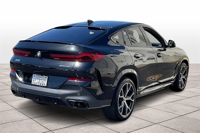 2022 BMW X6 xDrive40i