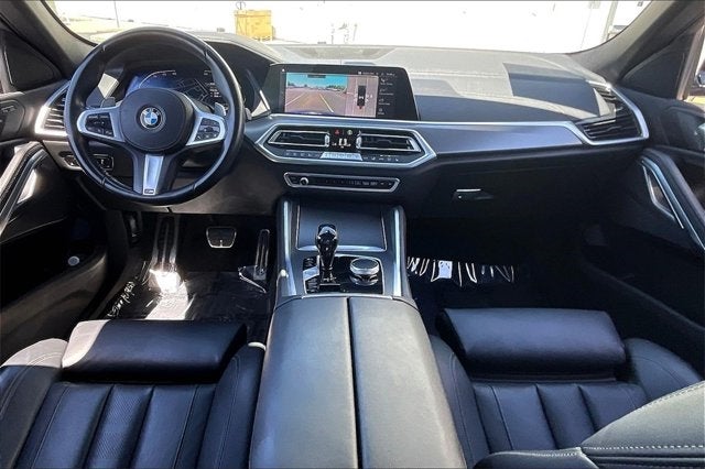 2022 BMW X6 xDrive40i