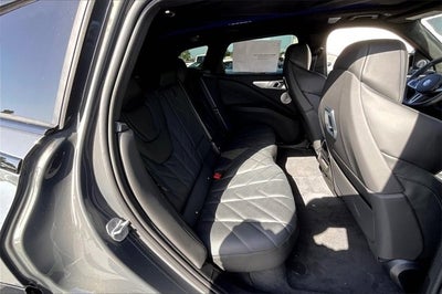 2025 BMW XM Label Red