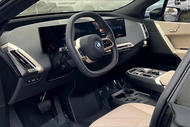 2025 BMW iX xDrive50