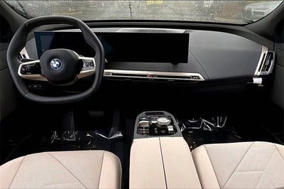 2025 BMW iX xDrive50