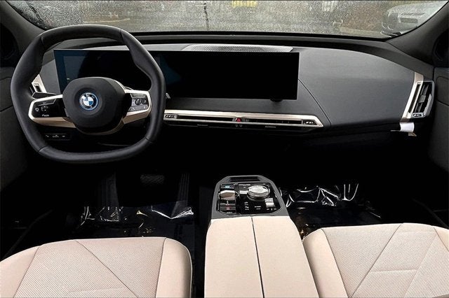 2025 BMW iX xDrive50