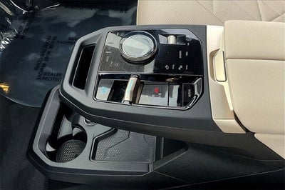 2025 BMW iX xDrive50