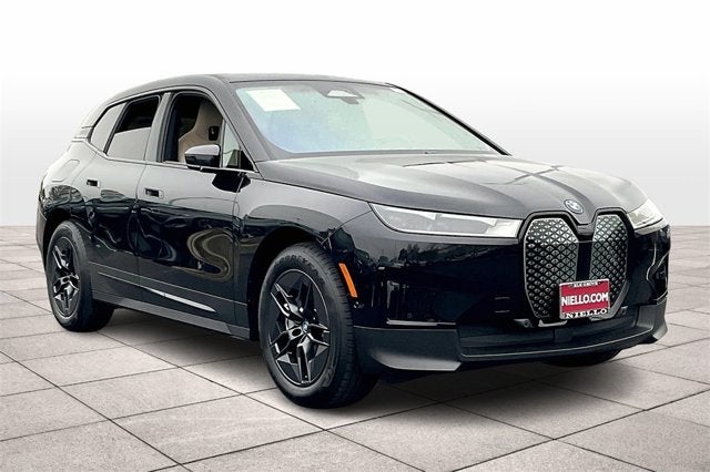 2025 BMW iX xDrive50